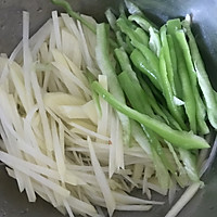 凉拌黄瓜丝土豆丝的做法图解2