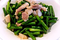 肉片炒蒜苔的做法
