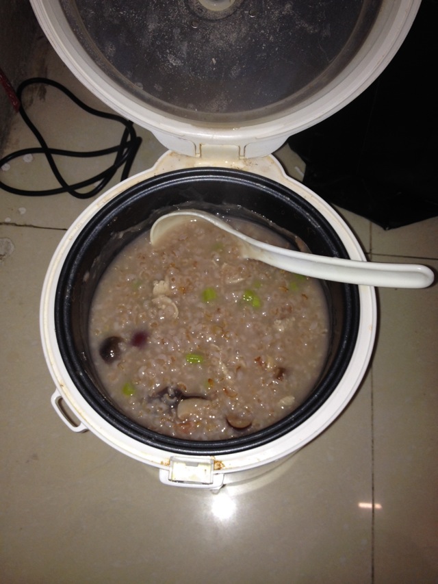 Red rice porridge