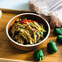 腊肉春笋的做法图解8
