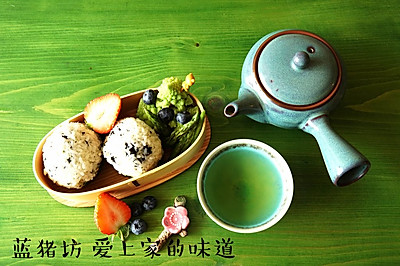 肉松海苔饭团