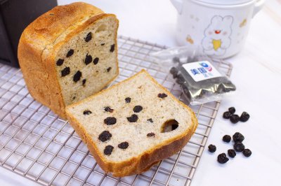 蓝莓黑麦吐司