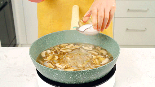 菌菇浓汤的做法图解4