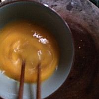 鸡蛋炒黄花菜木耳的做法图解2