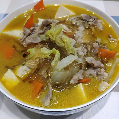 羊肉卷白菜豆腐汤