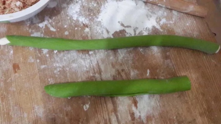 饺子猪肉大葱的做法图解3