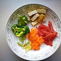胡萝卜牛肉汤面#柏翠辅食节-营养佐餐#的做法图解5