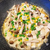 黄金虾仁豆腐煲的做法图解9