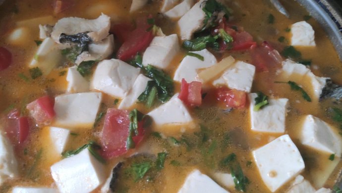 黑鱼番茄豆腐汤