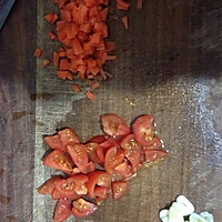 番茄金枪鱼芝士焗饭的做法图解1