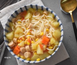 蔬菜汤面｜土豆食谱的做法