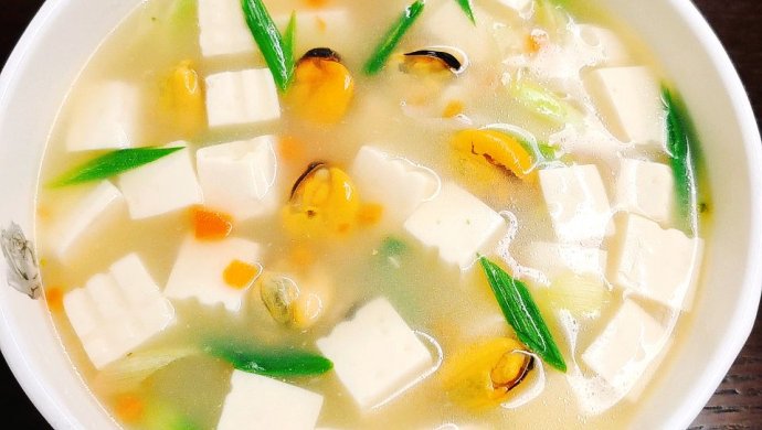 贻贝豆腐汤