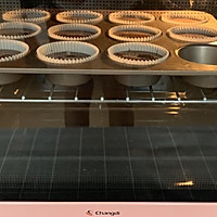 可可纸杯蛋糕的做法图解10