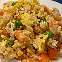 王炸！虾仁炒饭的做法图解13