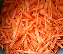 黄萝卜抓饭的做法