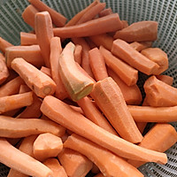 胡萝卜焖饭的做法图解2