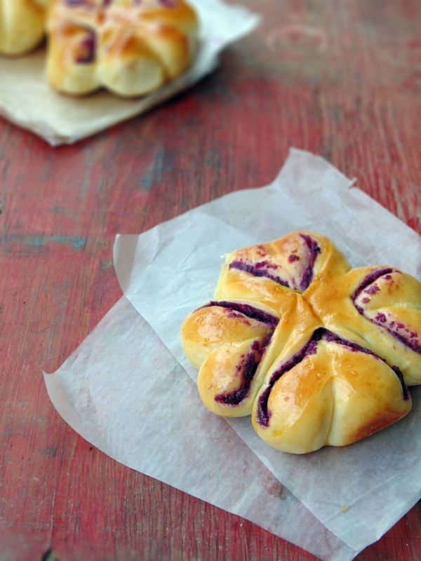 紫薯爱心面包