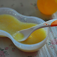 宝宝辅食系列之蛋黄粥的做法图解3