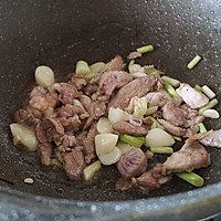 土豆清炒肉片·铖哥每天必点的一道菜#我们约饭吧#的做法图解3