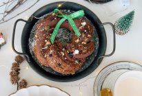 #奶香四溢 暖锅佳味#圣诞奶酥椰蓉巧克力花环面包的做法
