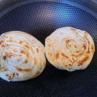 饺子皮版椒盐手撕饼的做法图解8
