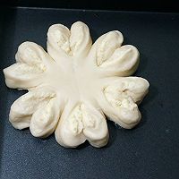 奶油奶酪花朵面包#熙悦食品高筋小麦粉#的做法图解13