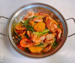 下饭利器麻辣鲜虾鸡翅香锅的做法