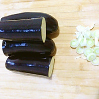 47期 黑暗料理-排骨炖茄子，不好看很好吃~的做法图解2