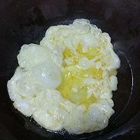 蟹味菇炒蛋的做法图解5