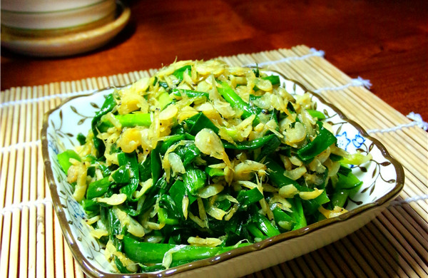 养生菜：虾皮韭菜