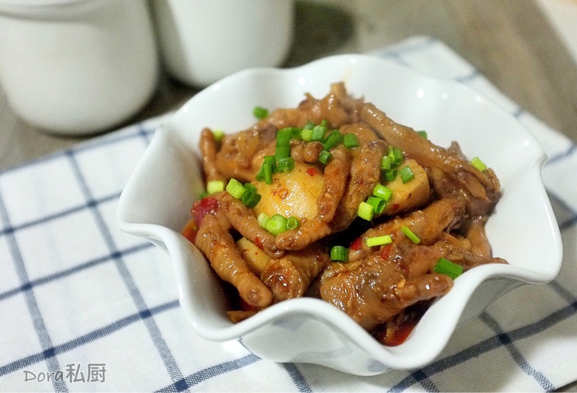 稀溜耙芋儿鸡爪的做法图解10