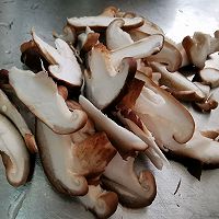 香菇鸡肉粥的做法图解3