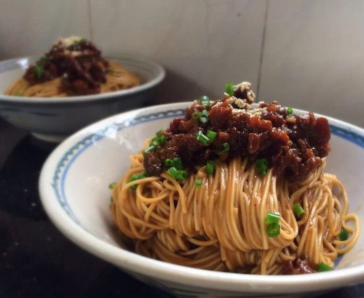 臊子肉拌面的做法