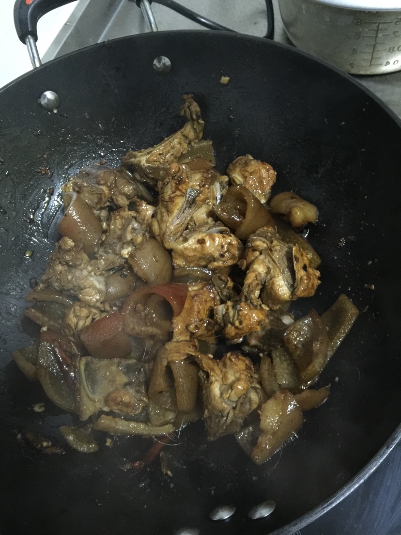 卤猪皮 排骨的做法图解5