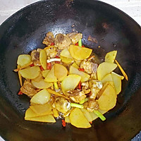 土豆鸡腿的做法图解3