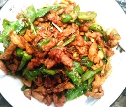 青椒炒肉的做法