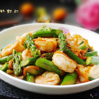 芦笋炒虾仁