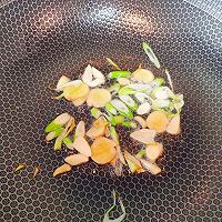 鲜嫩可口，干净无沙的辣炒花蛤的做法图解7
