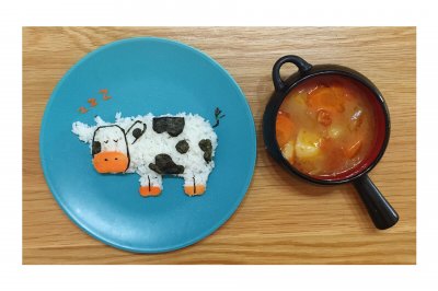 【一马妈妈辅食】奶牛睡觉了、牛尾骨浓汤