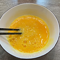 丝瓜炒虾仁鸡蛋的做法图解2