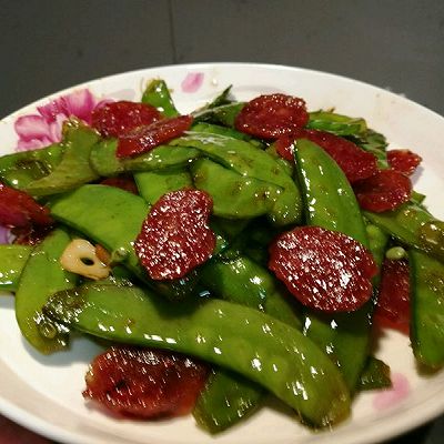 荷兰豆炒腊肠