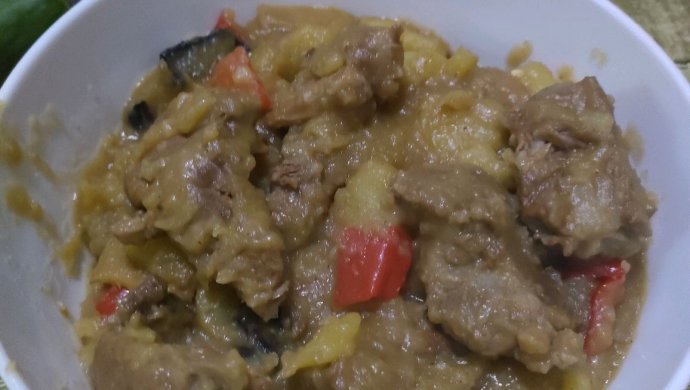 土豆炖排骨