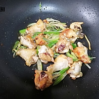 茶树菇栗子焖鸡块的做法图解12