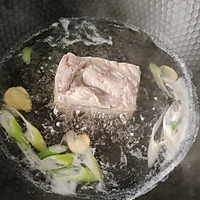 回锅肉的做法图解1