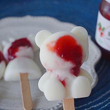 #丘比小能手料理课堂#10分钟制作—草莓酸奶雪糕