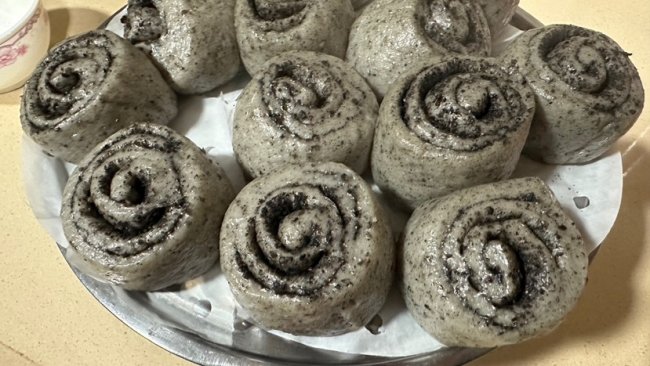 芝麻馒头卷（芝麻钙含量是牛奶的8倍）的做法