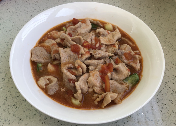 西红柿煮肉片的做法
