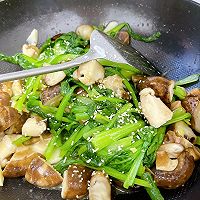 家常香菇烧青菜的做法图解16