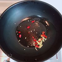 蒜苗炒腊肠的做法图解5