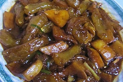 杏鲍菇烩蹄筋